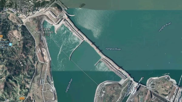 Is the Three Gorges Dam in China deformed?