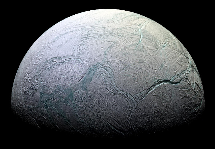 Picture 1 of It is possible that life has appeared on the moon Enceladus, which we do not know