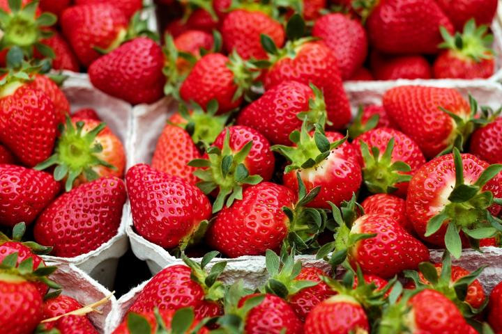 Picture 1 of It's hard to believe: Strawberry is the dirtiest fruit