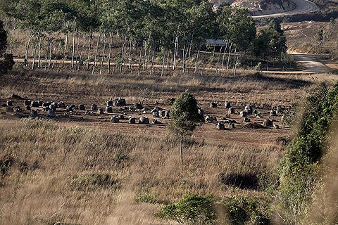 Picture 2 of Jars of field - the most dangerous archaeological site in the world