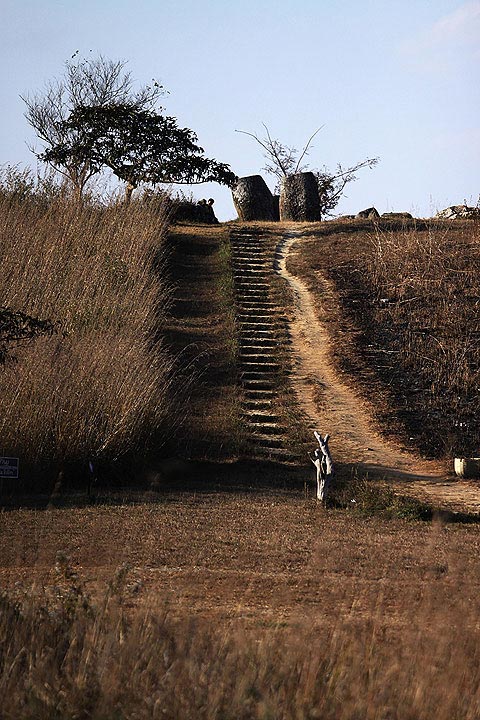 Picture 3 of Jars of field - the most dangerous archaeological site in the world