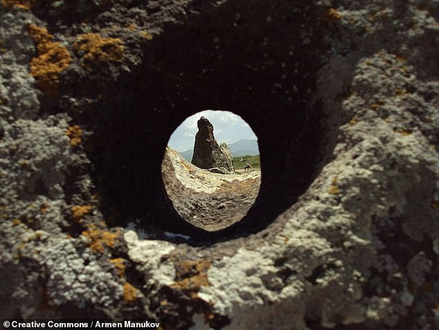 Picture 4 of 'Jelly Battle' mysterious 7500 years: Astrology station or tomb?