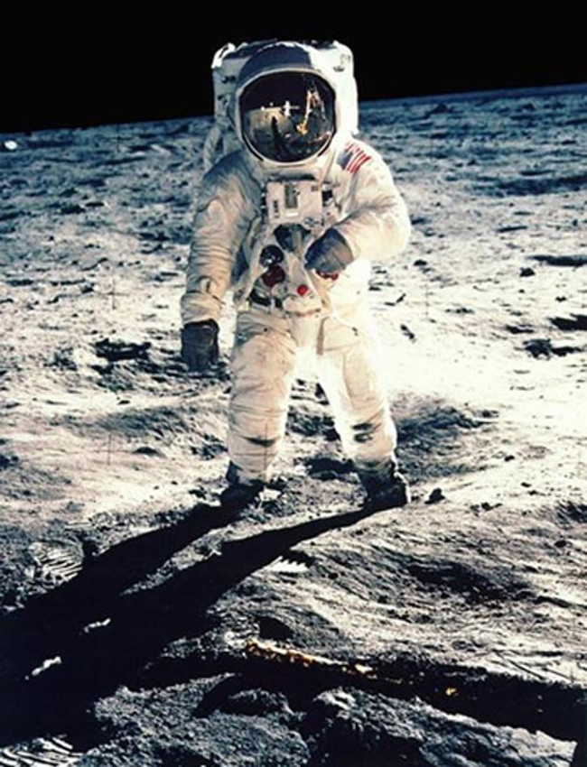 Picture 5 of July 20: Celebrating 47 years of the first time people set foot on the Moon