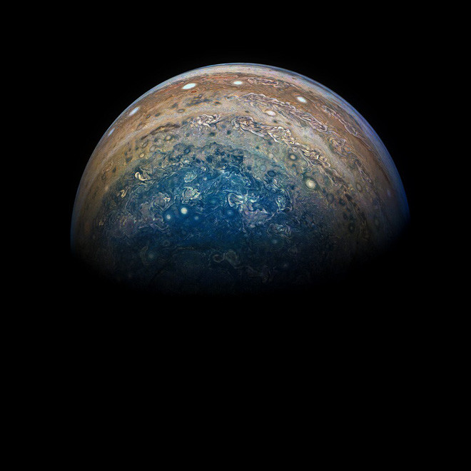 Picture 1 of Juno has captured incredible images of Jupiter!