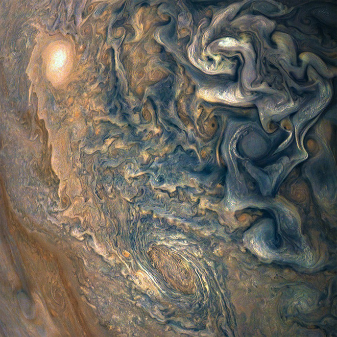 Picture 7 of Juno has captured incredible images of Jupiter!