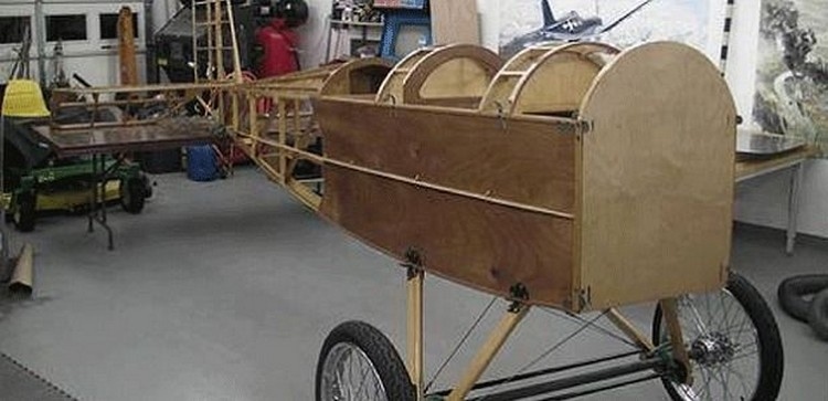 Picture 4 of Just by watching videos on YouTube, an Ethiopian man made his own plane