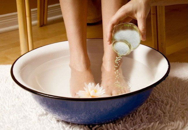 Picture 4 of Just spending 5 minutes to do one of these things will leave your back pain very quickly