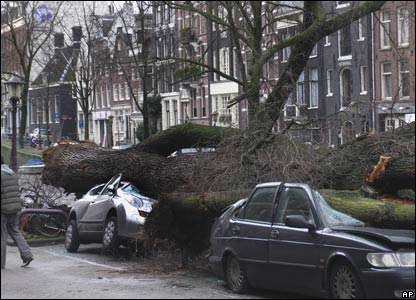Picture 5 of Kiril stormed Europe