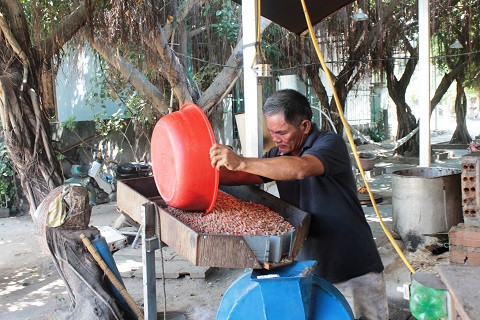 Lac's price dropped, 'instantaneously' inventing the oil press images 2