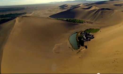 Picture 3 of Lake water 2000 years strange between arid desert