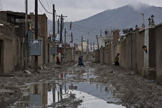 Picture 3 of Land in Afghanistan killed 350 people and 2,000 people were missing