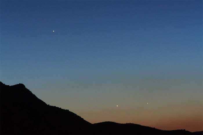 Picture 3 of Landscape triangle in the night
