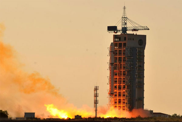 Picture 1 of Launch two satellites with a rocket