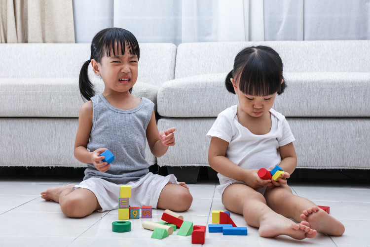 Picture 2 of Learn about collective separation disorder