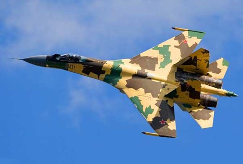 Picture 2 of Learn the dominant power of Su-35 fighter