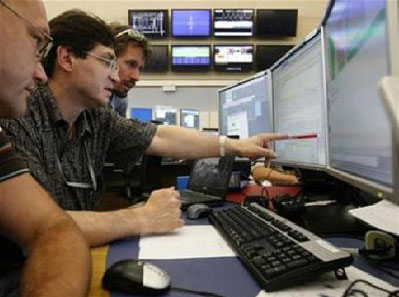 Picture 1 of LHC accelerator sets a new record
