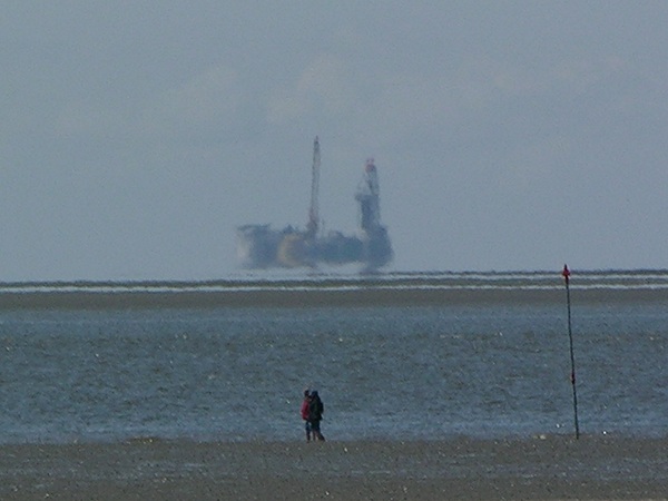 Picture 4 of Li explained the phenomenon of city mirage at sea