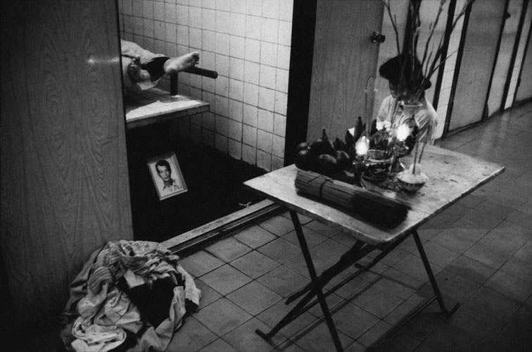 Picture 10 of Life in Cholon in 1991 through photo Patrick Zachmann (Part 1)