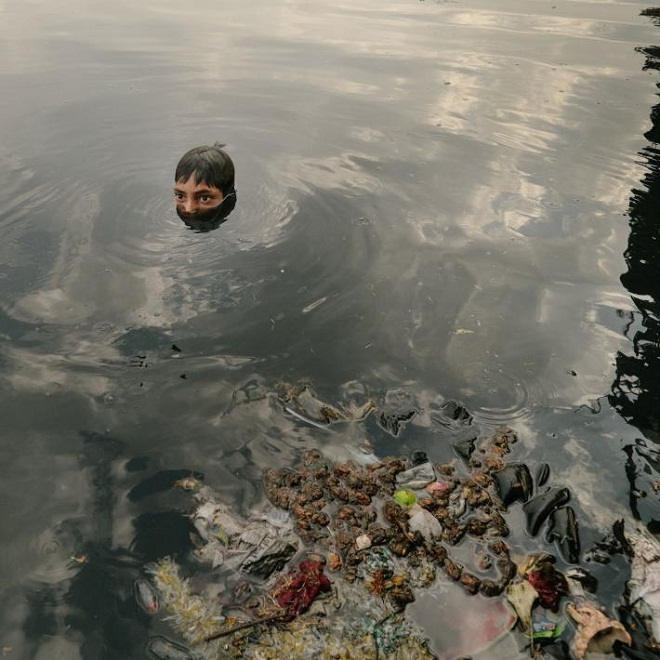Picture 8 of Life in the world's most polluted city