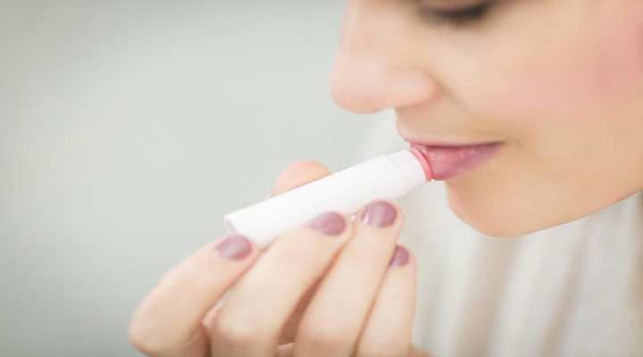 Picture 1 of Lip balm makes lips more dry and cracked