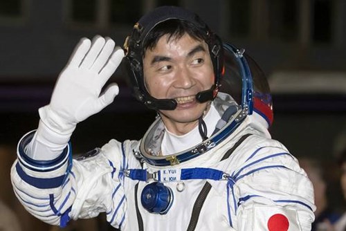 Picture 13 of Little things to know about astronauts