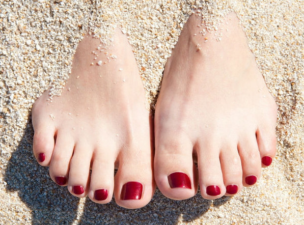 Picture 1 of Look at the feet to guess the disease