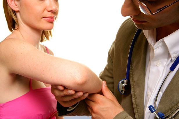 Picture 1 of Look at the mole guessing the disease