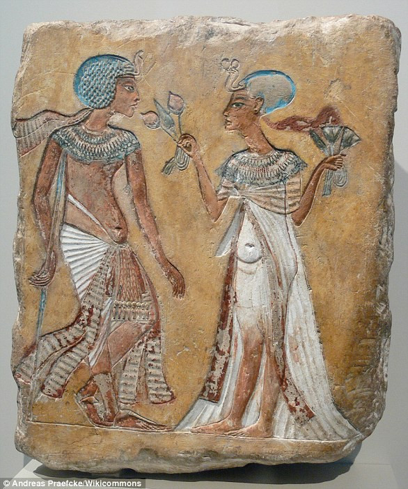 Picture 2 of Looking for the most tragic queen's tomb in Egypt: Must marry her grandfather, father and brother