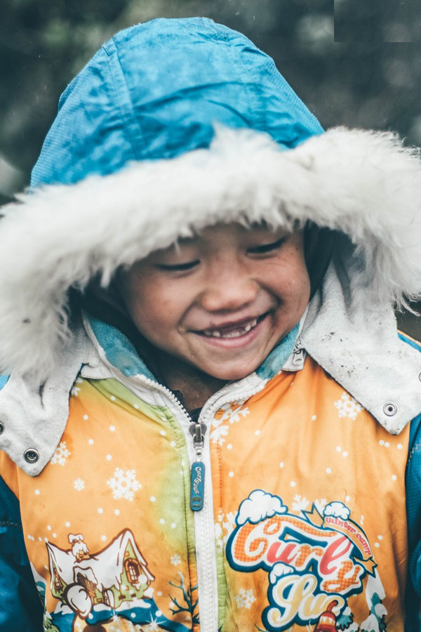 Loving smiles of children in the images 8
