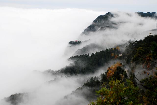 Picture 3 of Lu Son National Park - China