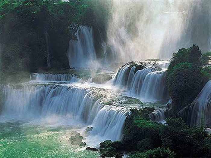 Picture 6 of Lu Son National Park - China