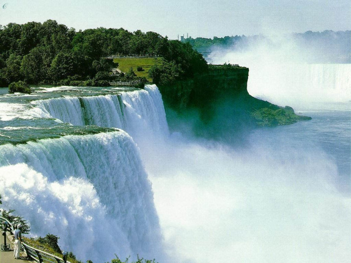 Picture 7 of Lu Son National Park - China