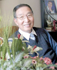 Picture 1 of Ly Chan Thanh - a man who is