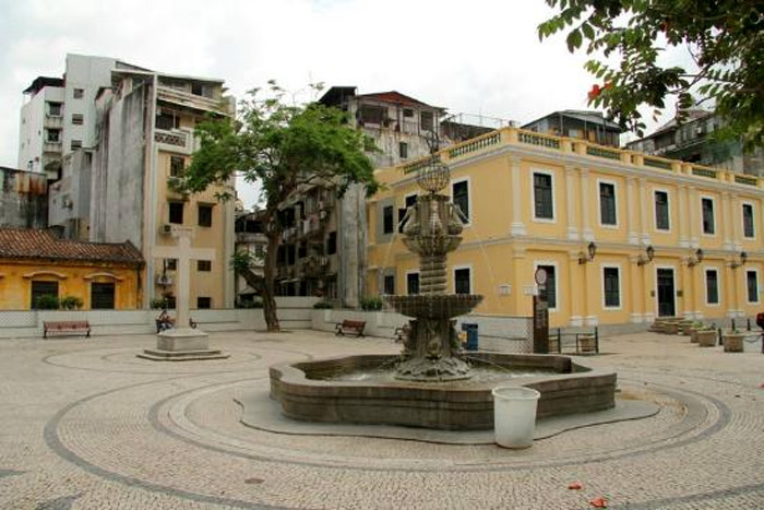 Picture 10 of Macau historical center