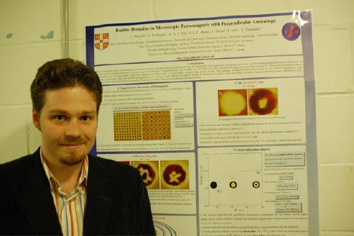 Picture 3 of Magnetic bubbles appear in quantum dots
