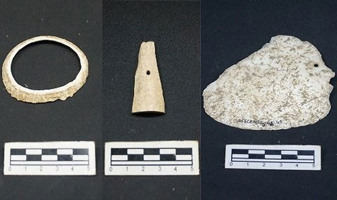 Picture 3 of Many ancient tombs of 2,000 years were discovered on Ly Son island