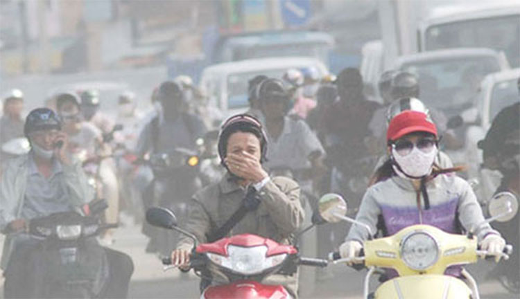 Picture 1 of Many people suffer from ENT due to air pollution