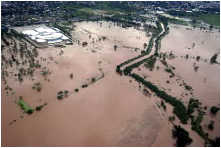 Picture 1 of Many water sinks in the flood