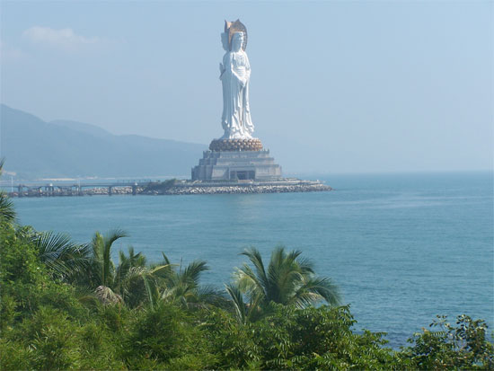 Picture 3 of Marvel at the 7 tallest statues in the world