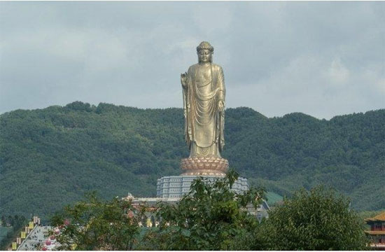 Picture 7 of Marvel at the 7 tallest statues in the world
