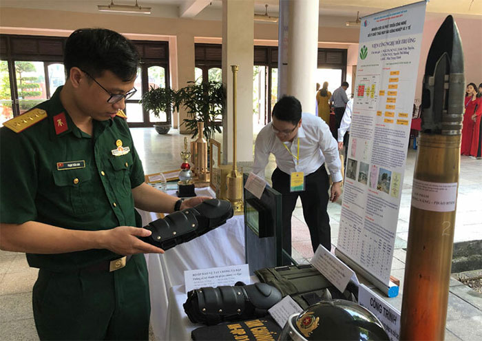 Picture 1 of Materials for manufacturing bulletproof vests of Vietnam