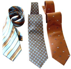Picture 1 of May lose the chance because the tie is blue and purple