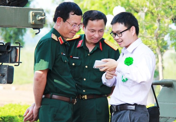 Picture 3 of Meet Dr. 8X to convince the Prime Minister to sponsor millions of dollars