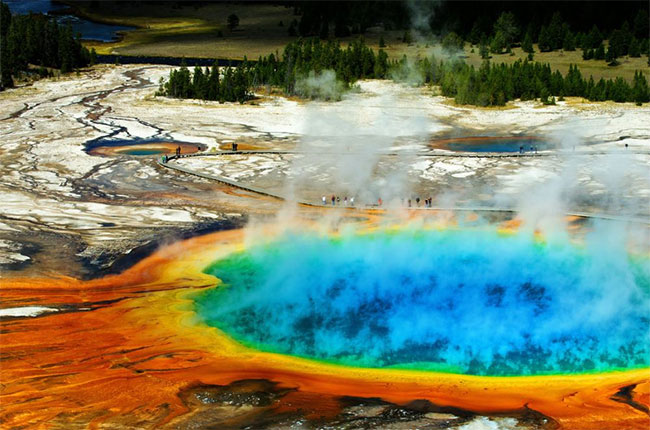 Picture 5 of Melt with the most colorful places on Earth