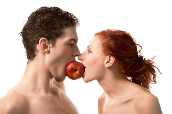 Picture 1 of Men who are taller than their wives make marriage happier