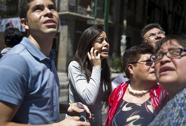 Picture 1 of Mexico shook because of the earthquake of 7.4 Richter scale