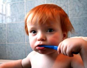 Picture 2 of Milk tooth decay in young children