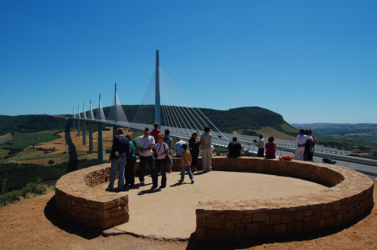 Picture 4 of Millau Bridge, great works of technology and art