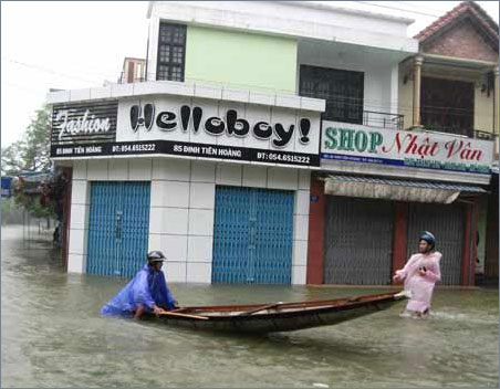 Picture 1 of Mind the storm in Quang Nam, Da Nang