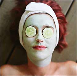 Picture 1 of Minerals help skin glow